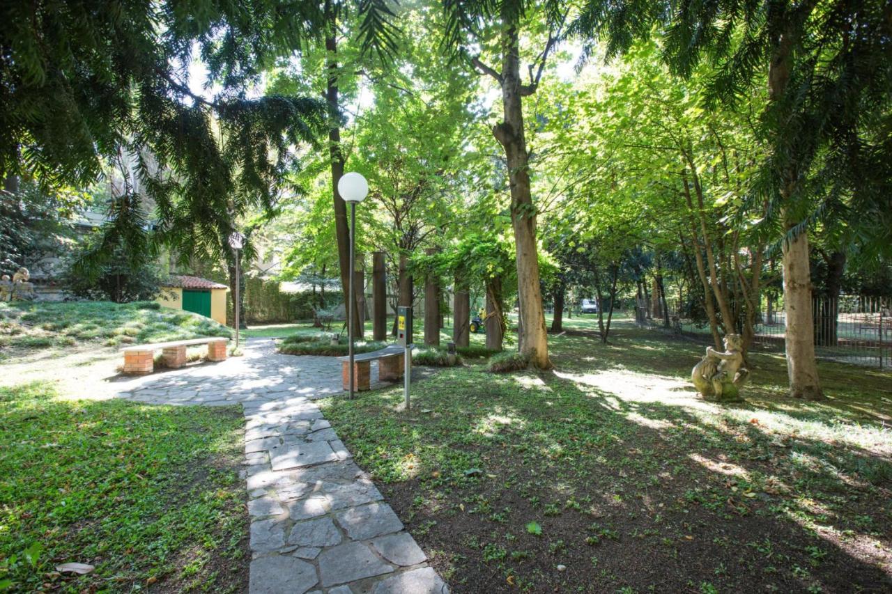 Easylife - Moderno Bilocale In Zona Porta Romana Милан Экстерьер фото